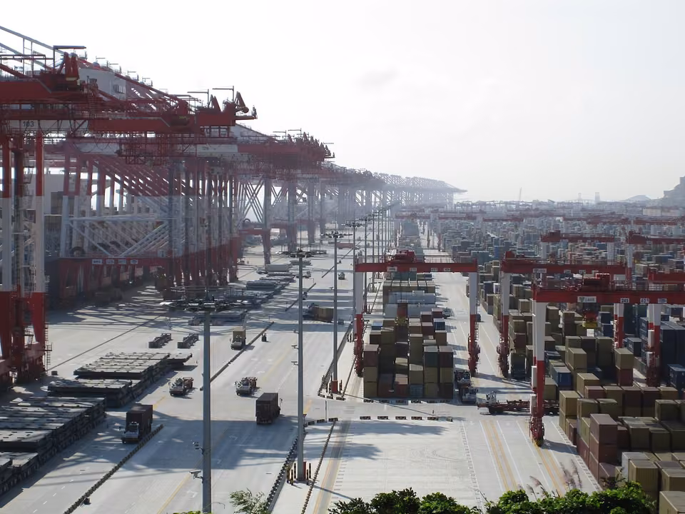 Les terminaux à conteneurs du port de Yangshan, près de Shanghai.